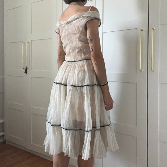 1950s Cream Crinkle Sheer Dress - Picture 7 of 11